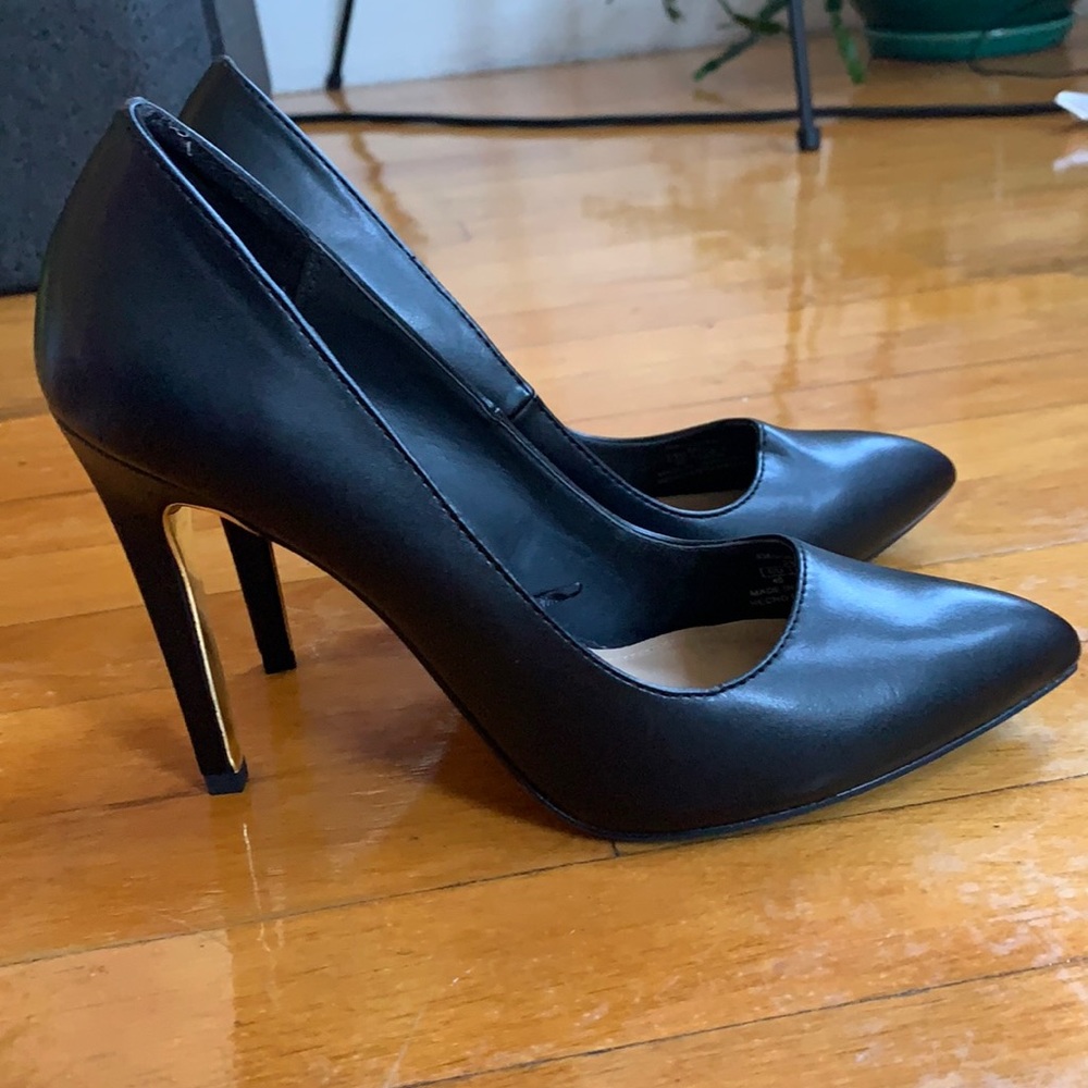 New zara heels size 40 (9 US)